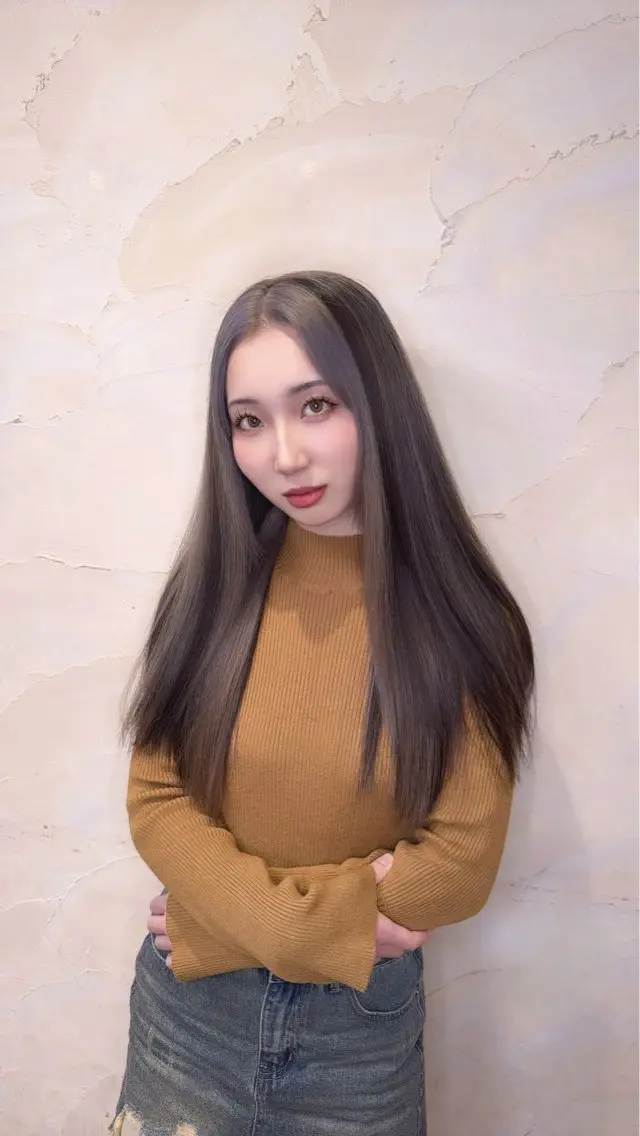 ロング ヘアカラー moremuu 舞桜🤍🫧のヘアスタイル