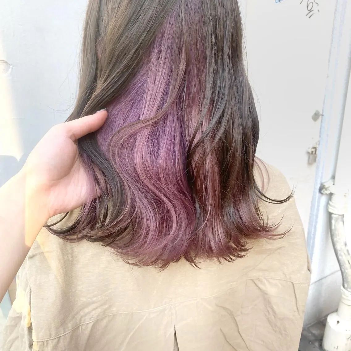 ミディアム カラー ブリーチ インナーカラー パープルカラー ハイトーンカラー 🍬Rinka🍬のヘアスタイル