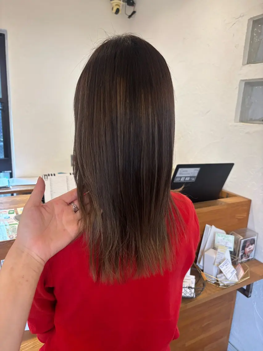 セミロング カラー ブリーチ トリートメント カット ヘアカラー トリートメント 💎髪質改善💎 村山 歩美のヘアスタイル
