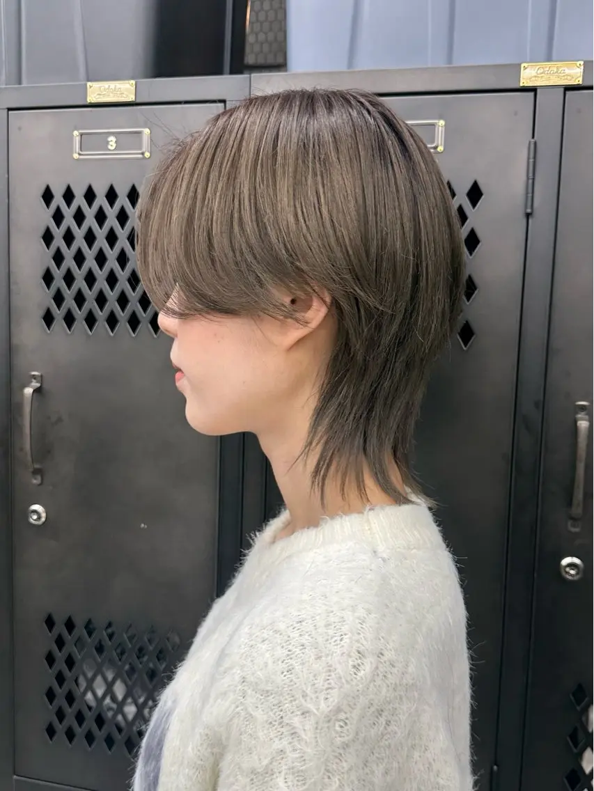 ミディアム カラー メンズ メンズウルフカット ウルフカット カット ヘアカラー メンズ特化 🦋KANOKO🦋のヘアスタイル