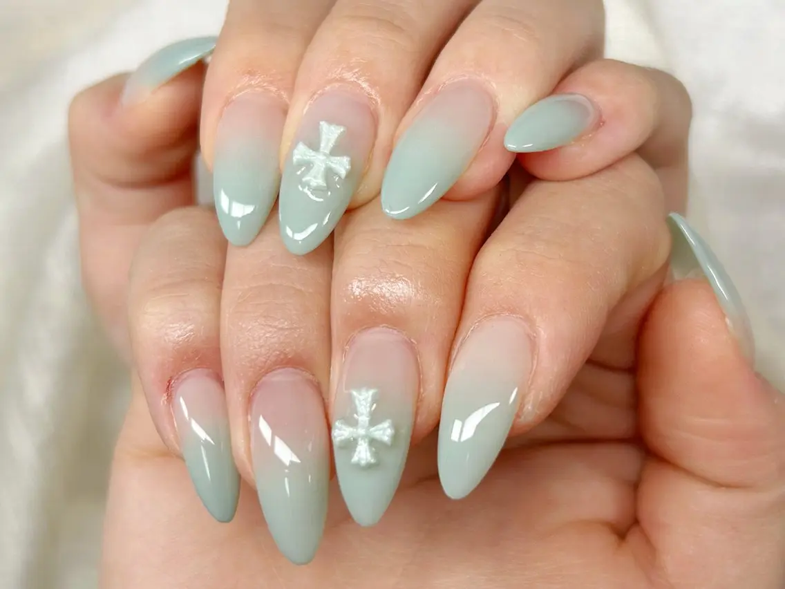 ネイル アートネイル チークネイル 成人式 入学式 長さ出し ハンドネイル Lino Nailのネイルデザイン