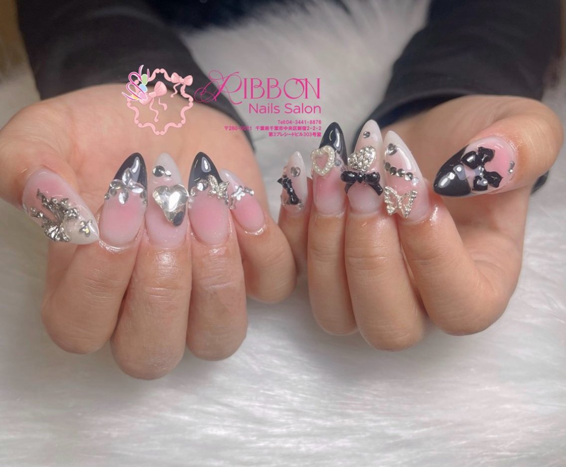 ネイル 長さ出し フレンチネイル グラデーション 韓国ネイル マグネットネイル Nini 🎀のネイルデザイン