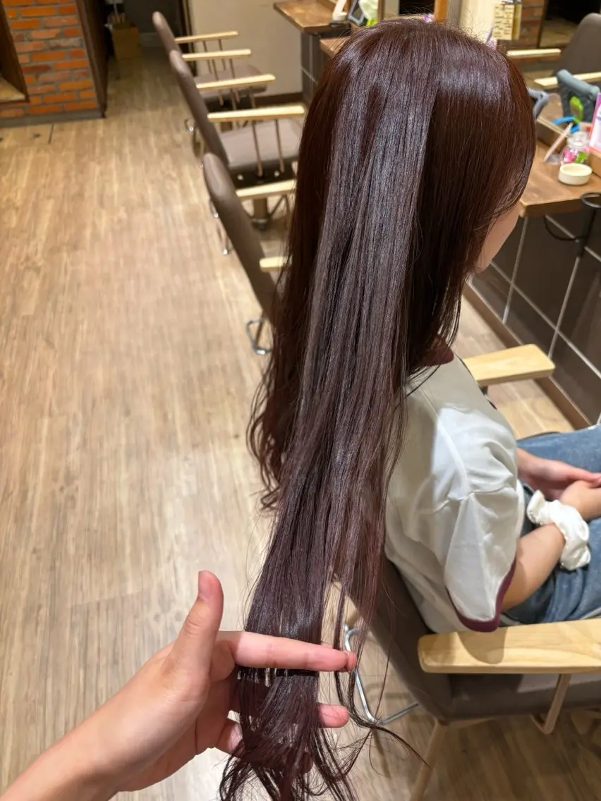 ロング カラー 吉村 優妃莉のヘアスタイル