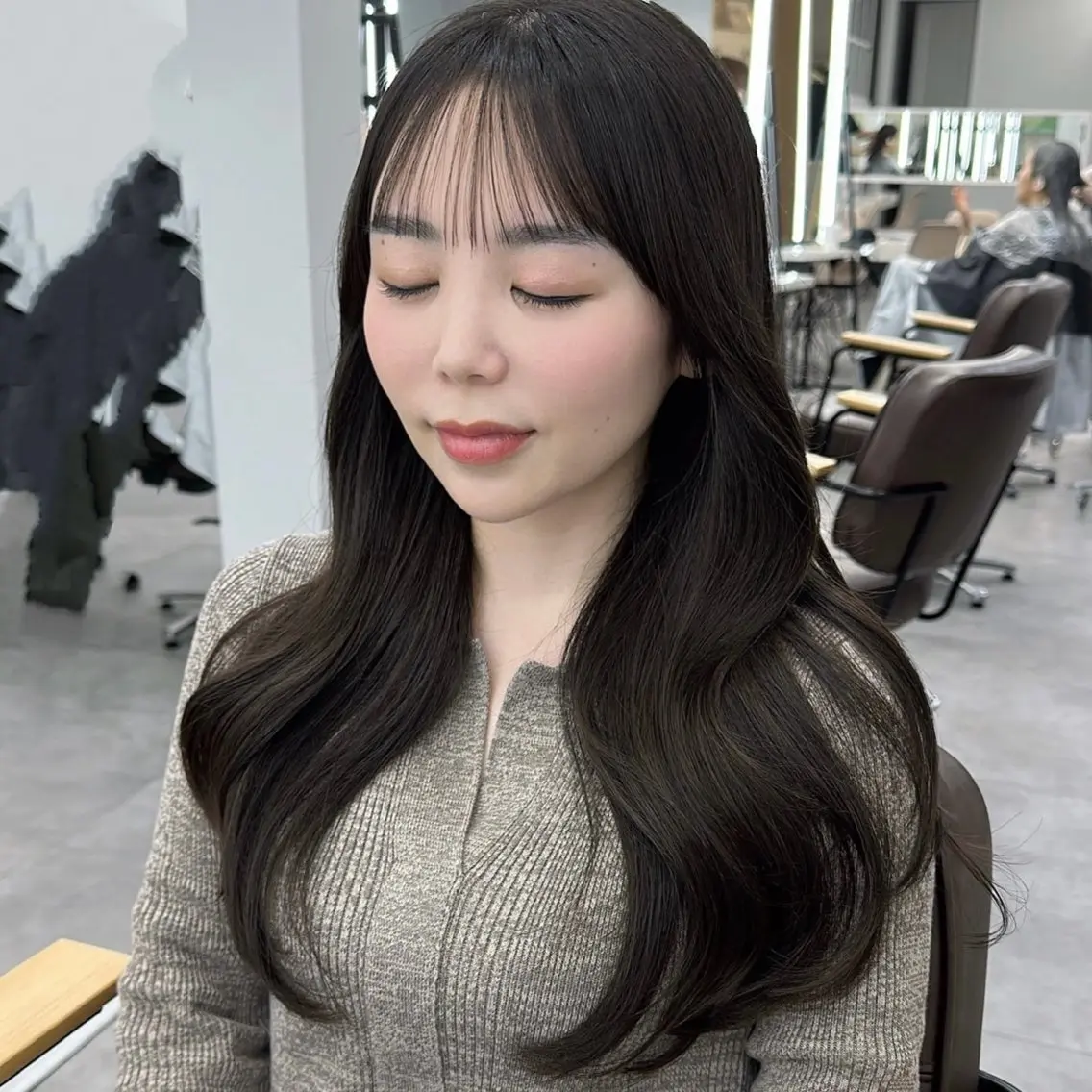 《新規》💎似合わせ前髪、お顔周りカット＆うる艶カラー＆ケアトリートメント✨10000の写真