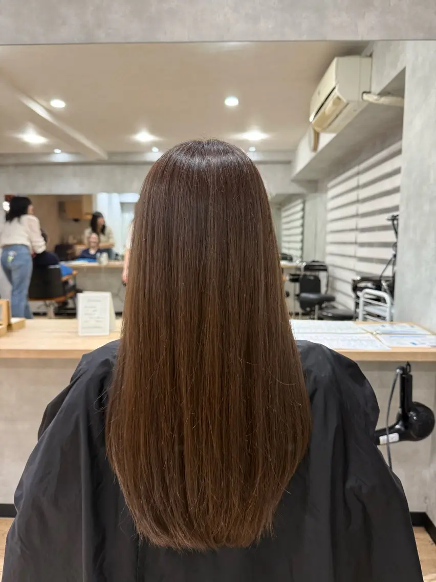 ロング カラー ヘアカラー 安藤 来桃のヘアスタイル