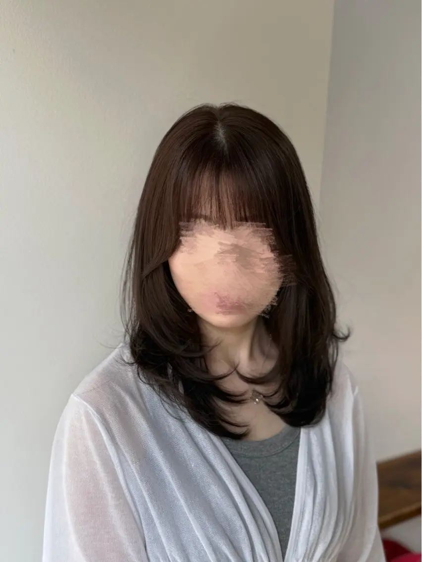 セミロング カット ヘアカラー トリートメント レイヤーカット🫧 /髪質改善✨TOWAのヘアスタイル