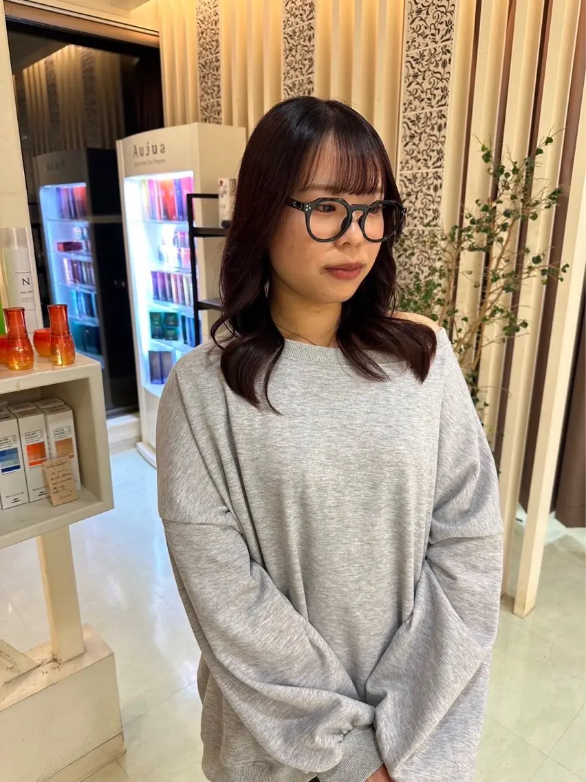 ミディアム ピンクブラウン 韓国風ヘア レイヤーカット 三宅 壱輝のヘアスタイル