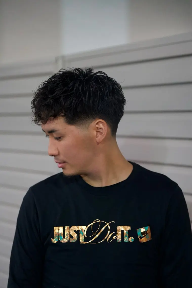 パーマ メンズ フェードカット メンズパーマ スペインカール カット パーマ メンズ特化🔥 颯太のヘアスタイル