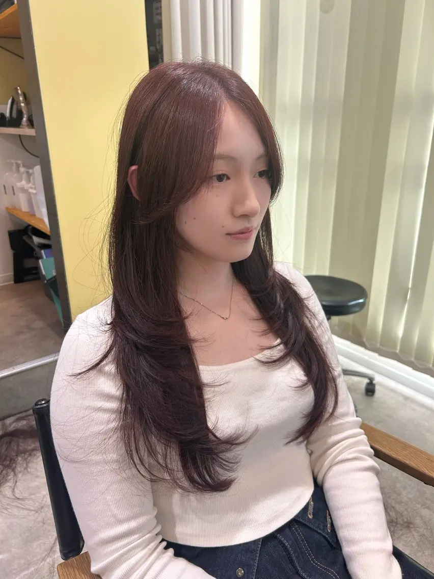 ロング カラー ブラウンカラー ピンクカラー ピンクブラウン カット ヘアカラー トリートメント hub hair レイヤー/ナチュラルのヘアスタイル