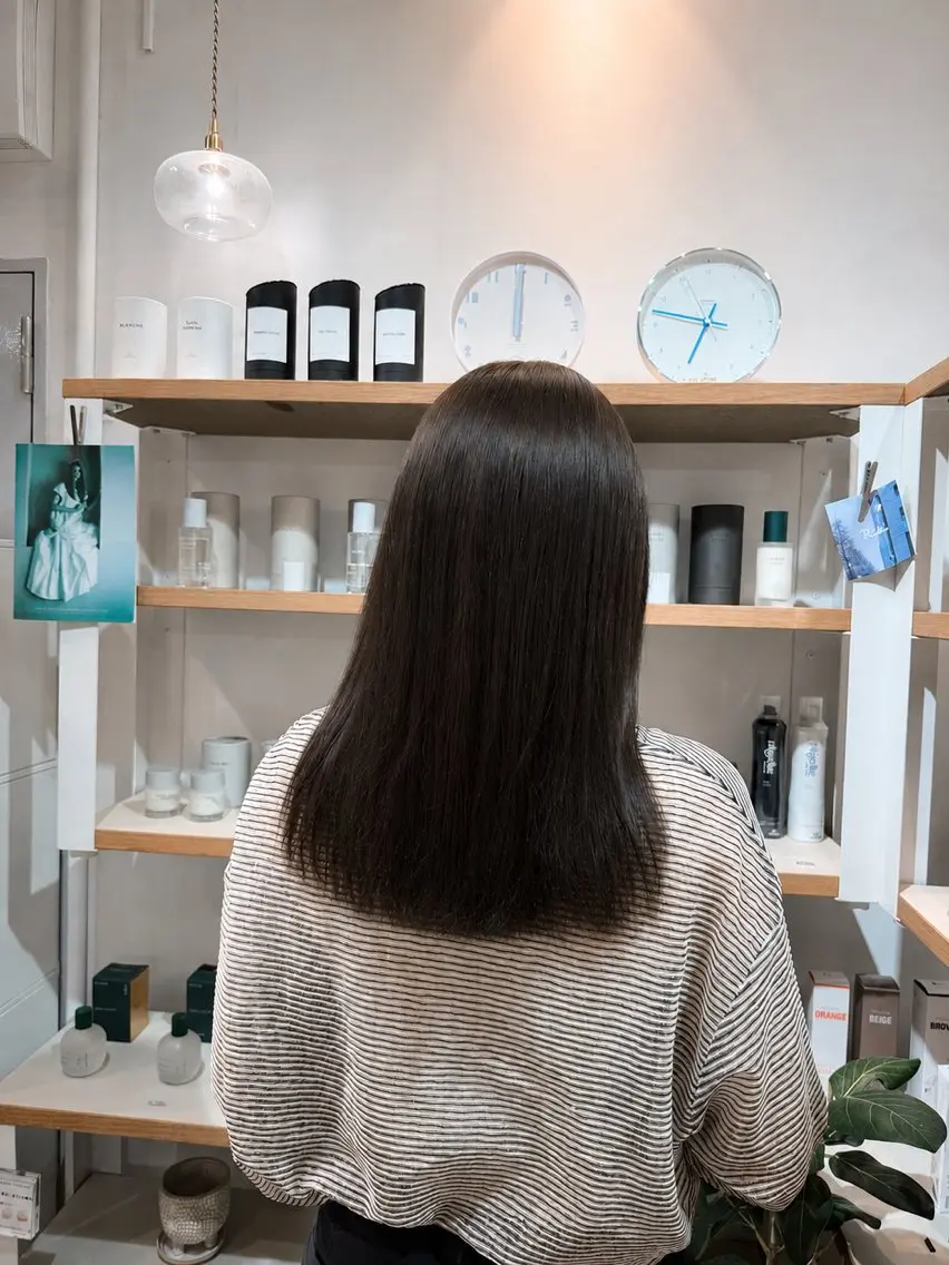 カット+透明感カラー🫐の写真