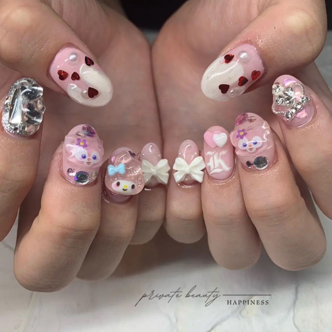 ネイル ジェルネイル ロングネイル スカルプネイル ネイルチップ ワンホンネイル happiness nailのネイルデザイン