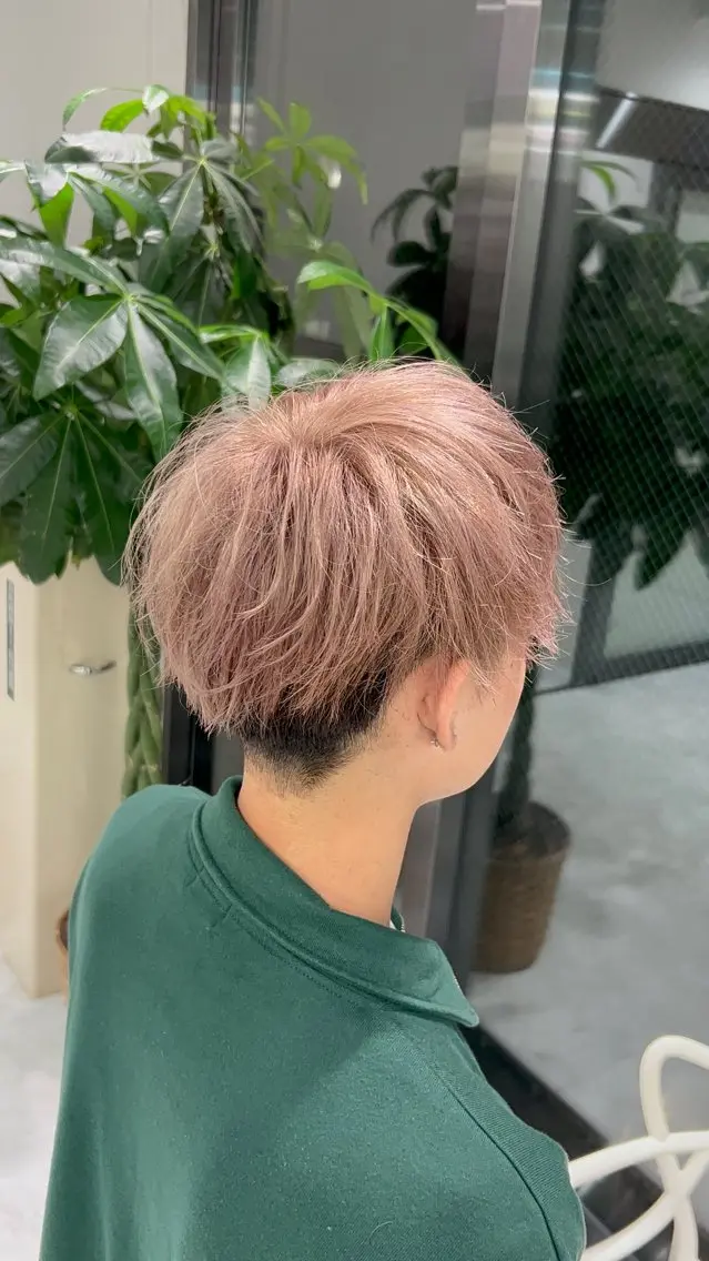 カラー メンズ ブリーチなしの達人 🌈KAITOのヘアスタイル