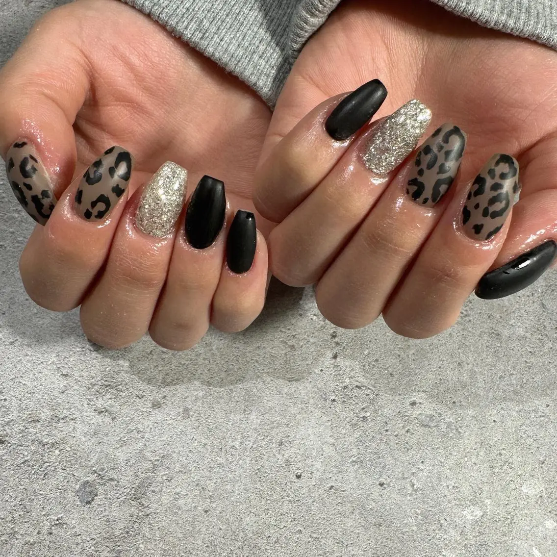ミディアム ネイル Amour Nail salonのネイルデザイン