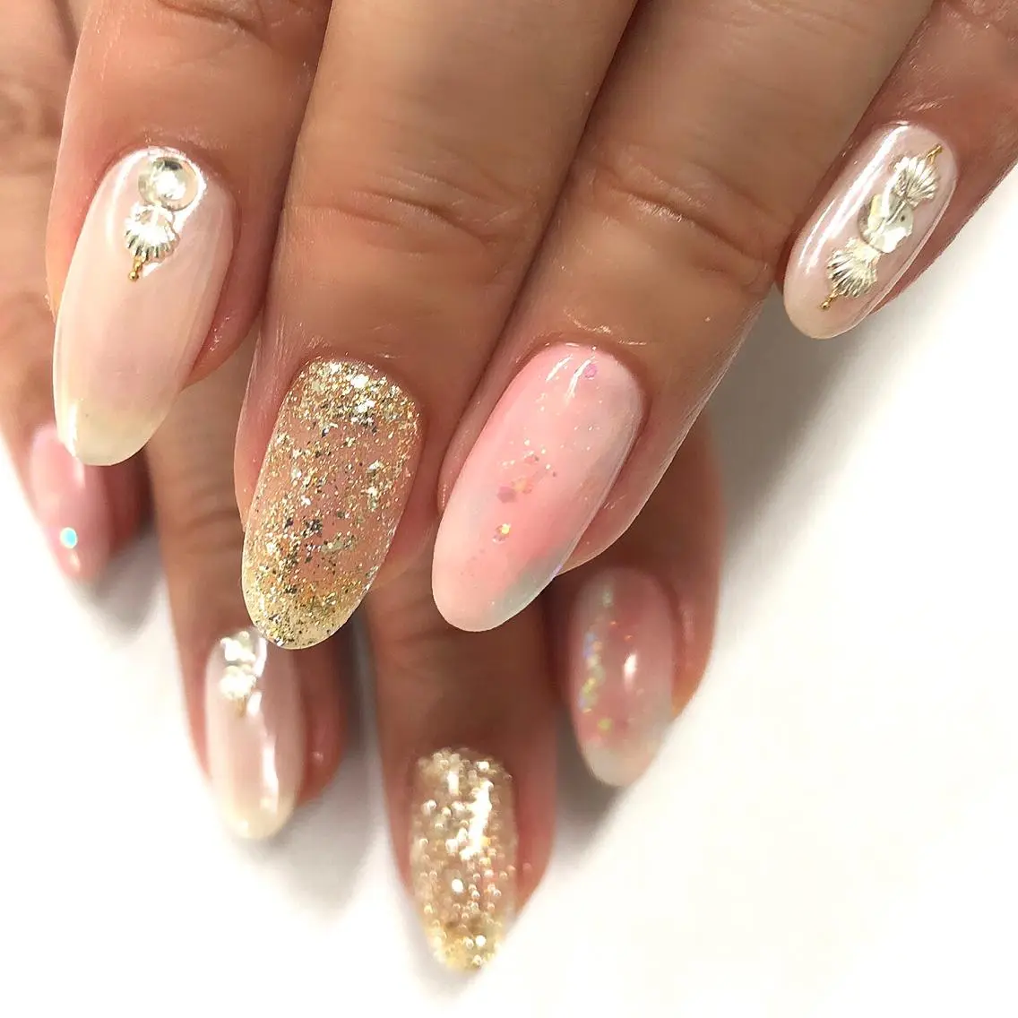 ネイル ハンドネイル フットネイル NailBeauty コルンのネイルデザイン
