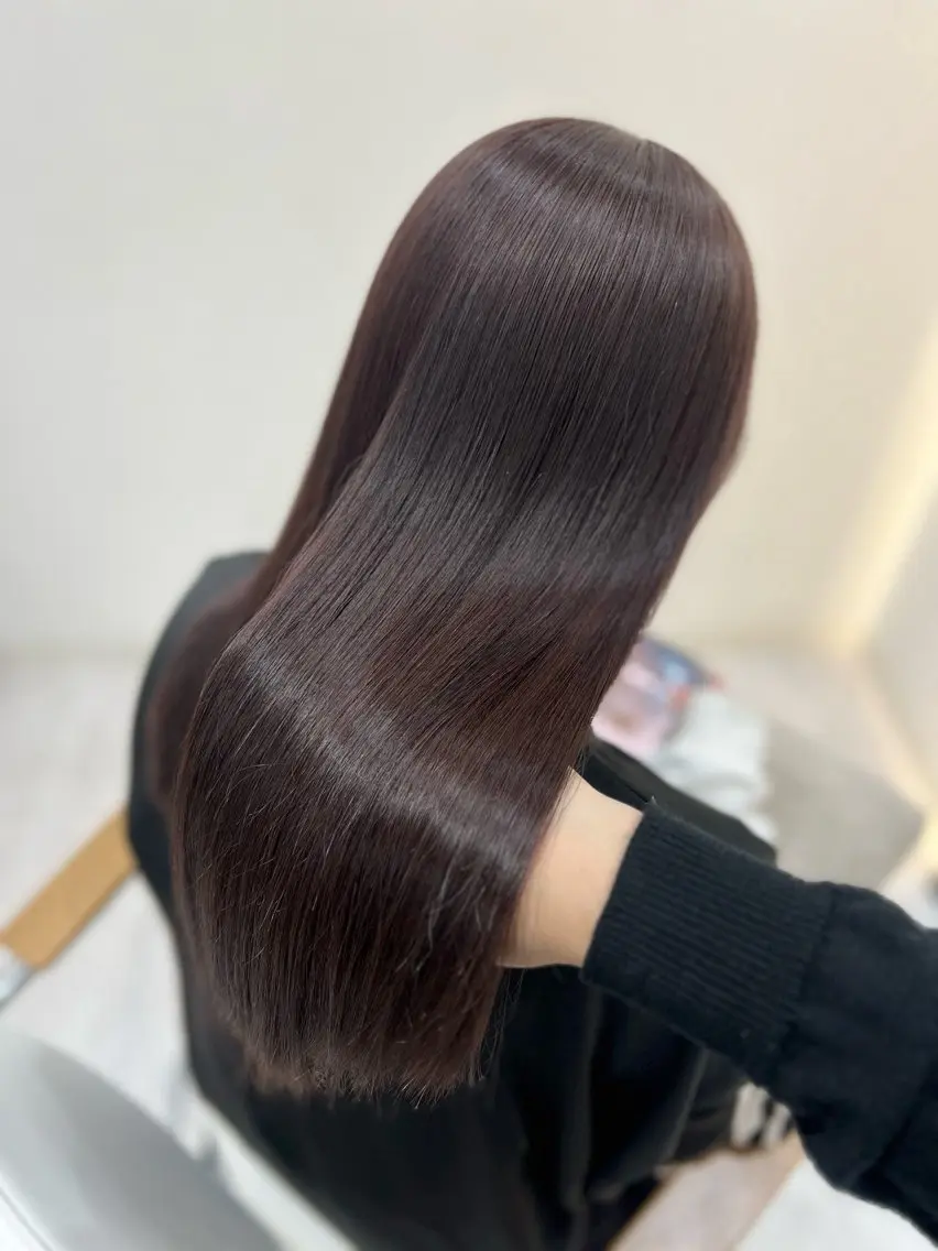 ロング カラー Zina aimiのヘアスタイル