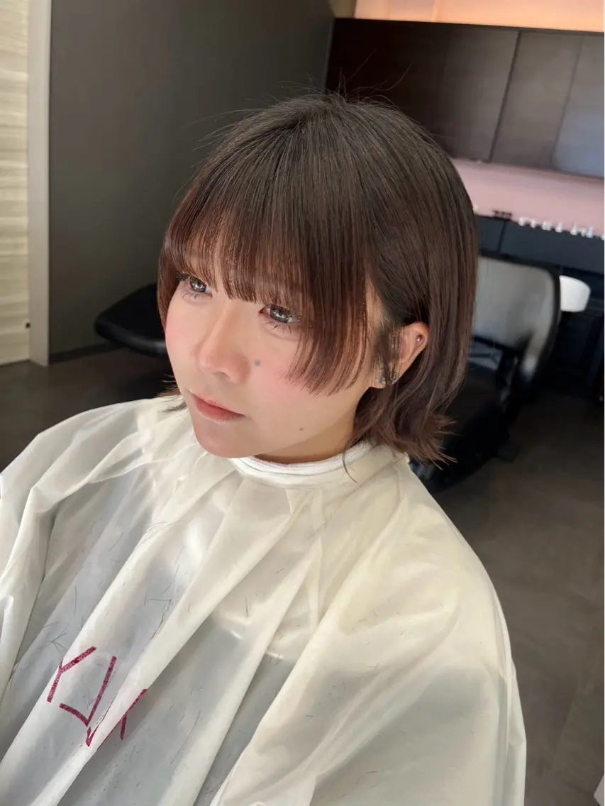 ショート カット 縮毛矯正 MOMO 🍑のヘアスタイル