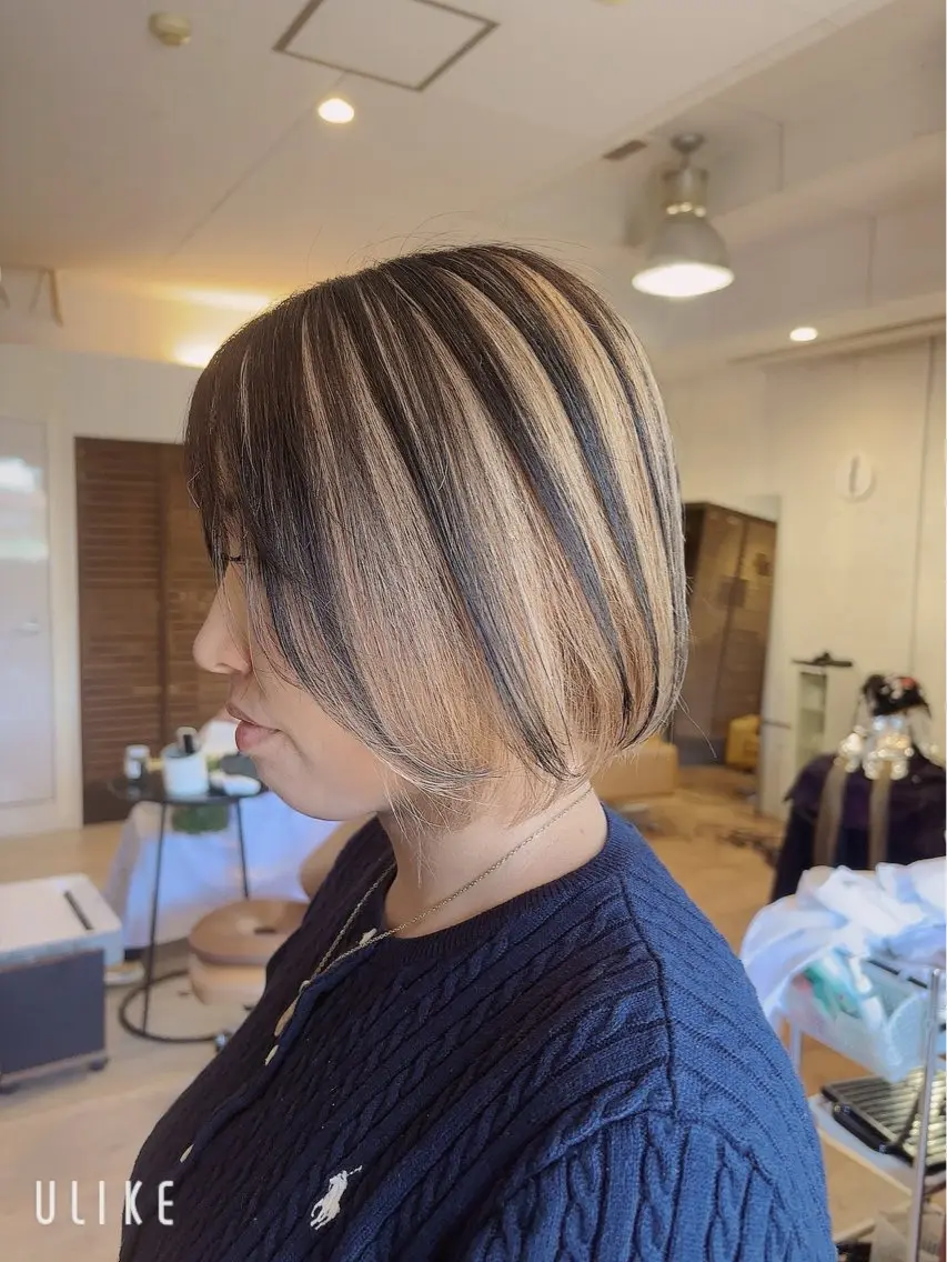 カラー デザインカラー @z（アットゼー） arisaのヘアスタイル