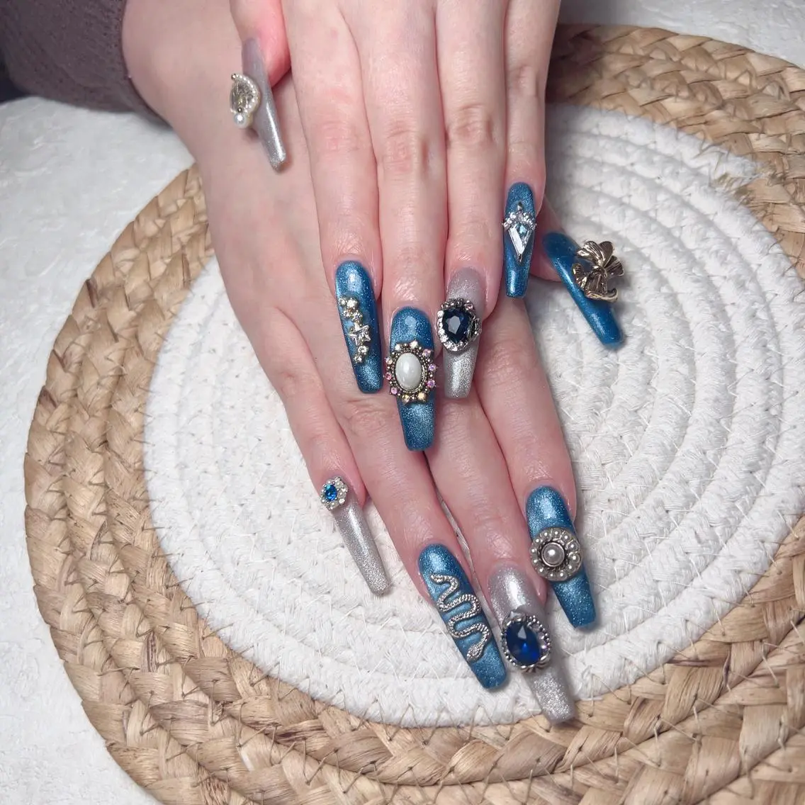 ネイル M 🌷Nail 長さだし専門店のネイルデザイン