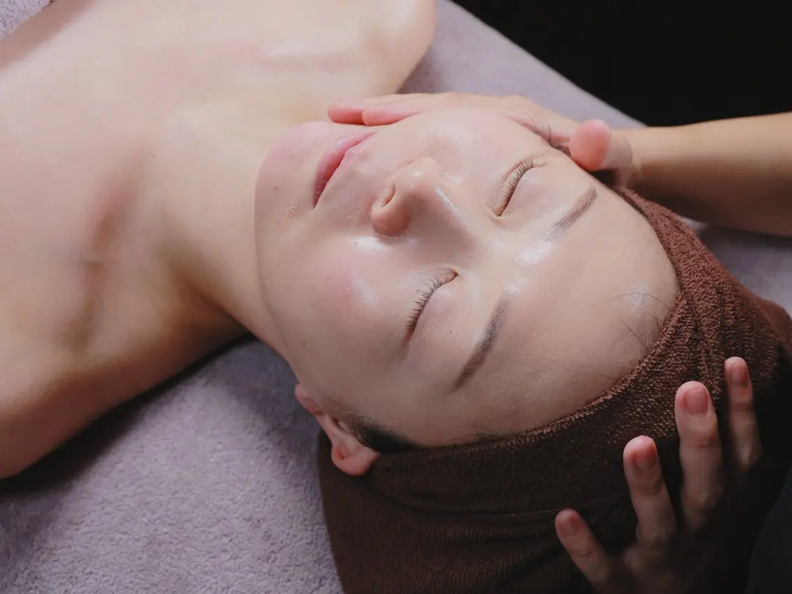 【フェイシャル】むくみ·眼精疲労·小顔になりたい方におすすめ💆🏻‍♀️✨小顔リンパフェイシャル60分💕の写真