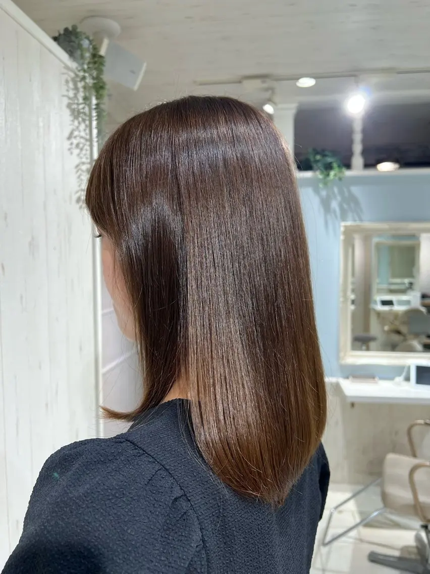 ミディアム 顔周りカット ヘアカラー 岸 来未のヘアスタイル