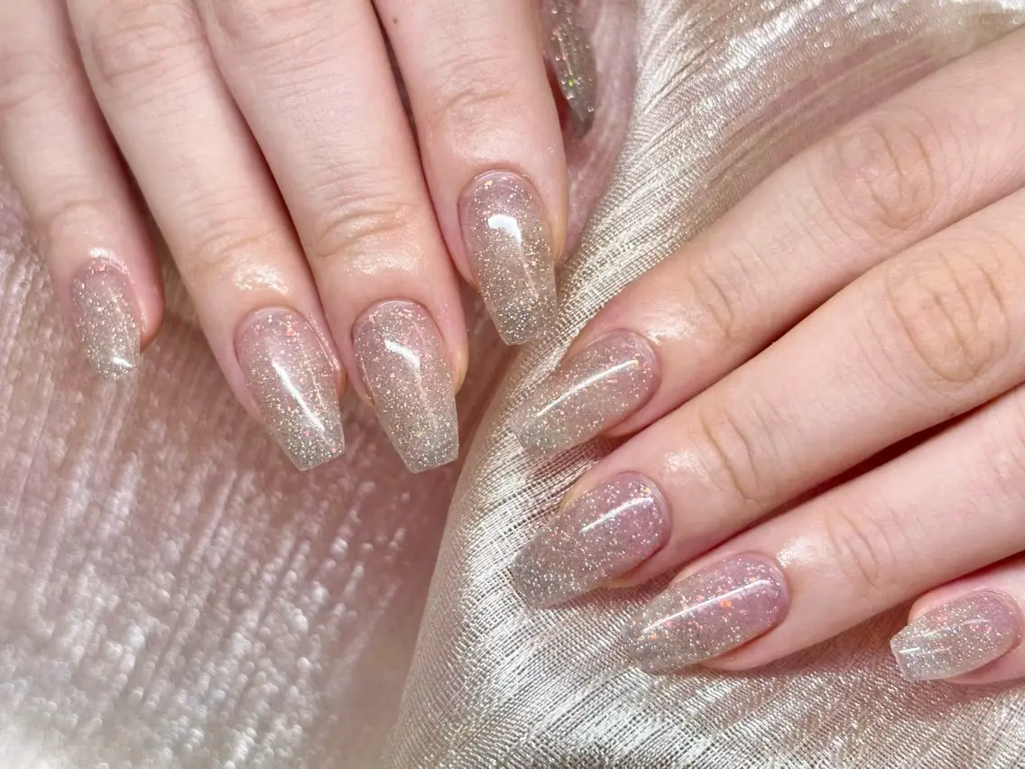 ネイル 長さ出し マグネットネイル ハンドネイル ETE LUNA NAILのネイルデザイン
