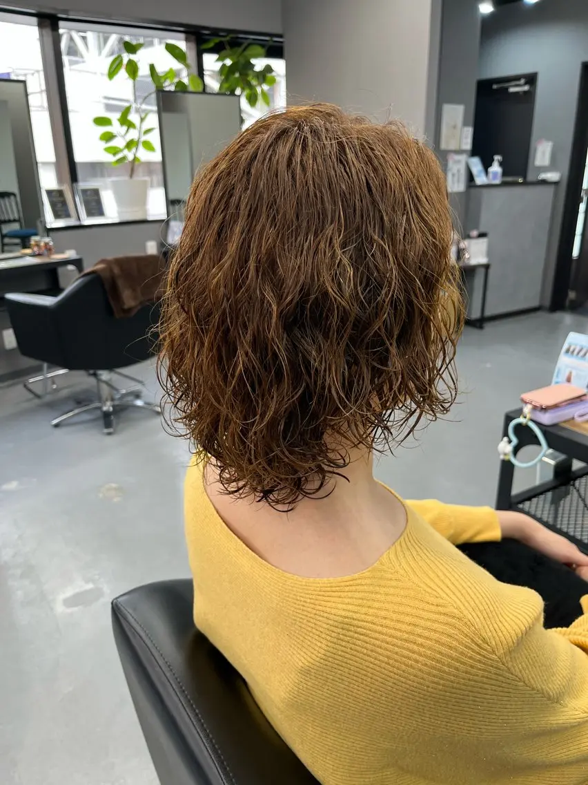 ミディアム メノン ナナのヘアスタイル