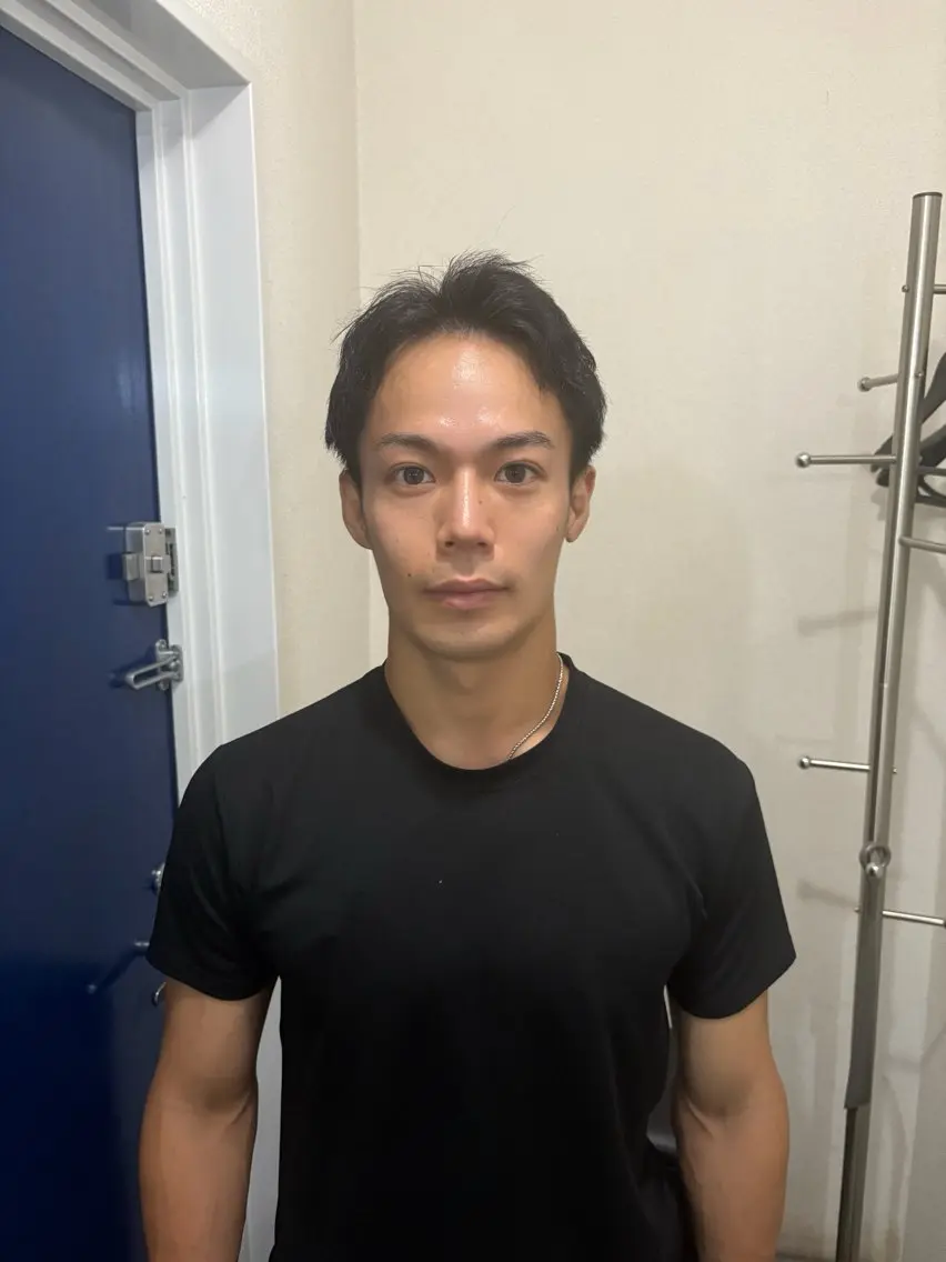 【人気No.1】メンズ眉毛WAX＋間引き(毛量調整)｜自然な清潔感眉の写真