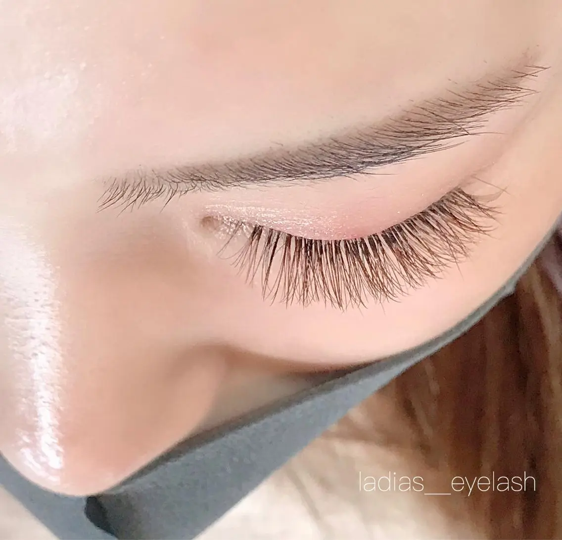 【他店オフ無料】mix lash 140 (single:volume＝𝟙:𝟙)の写真