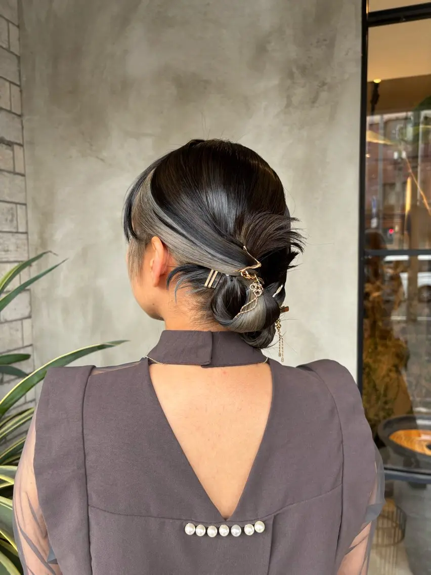 ミディアム カラー ヘアアレンジ 村松 美月のヘアスタイル