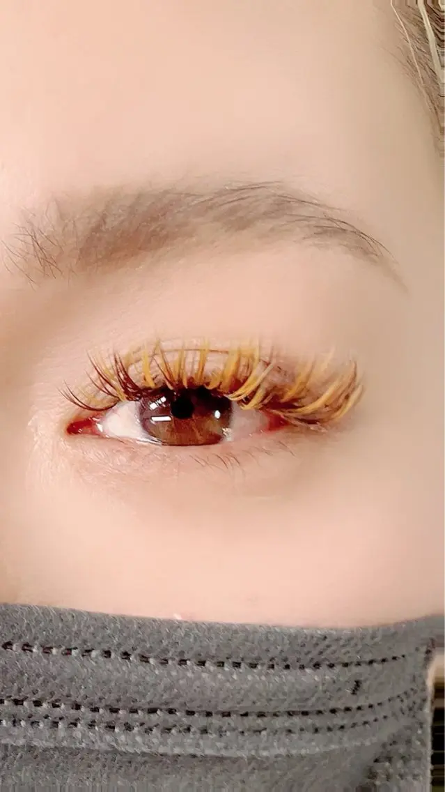 マツエク・マツパ 付け放題 カラーマツエク ボリュームラッシュ linda lashesのマツエク・マツパデザイン