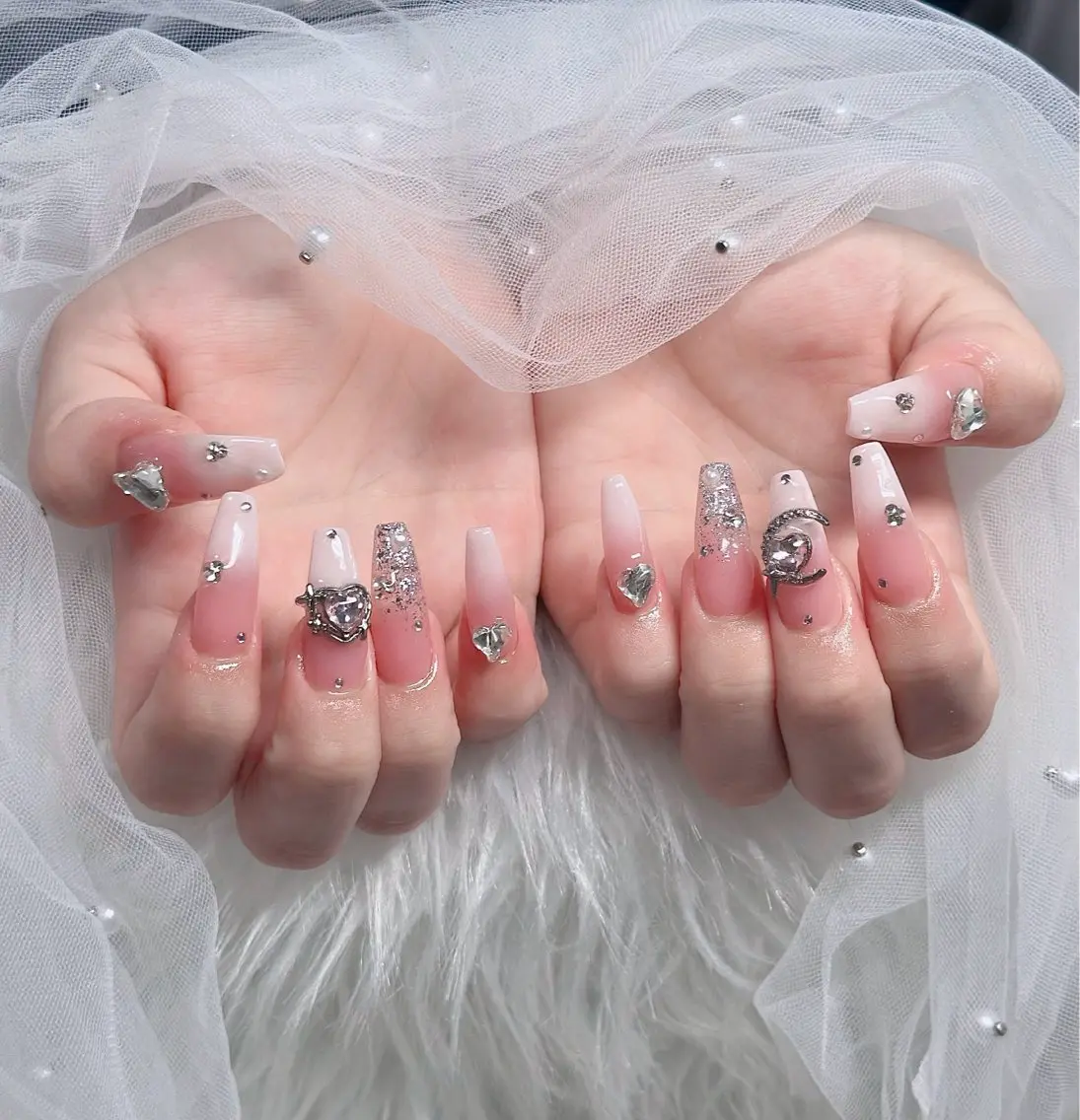 ネイル ハート キラキラネイル リボン ハンドネイル キノコ H.babynailのネイルデザイン