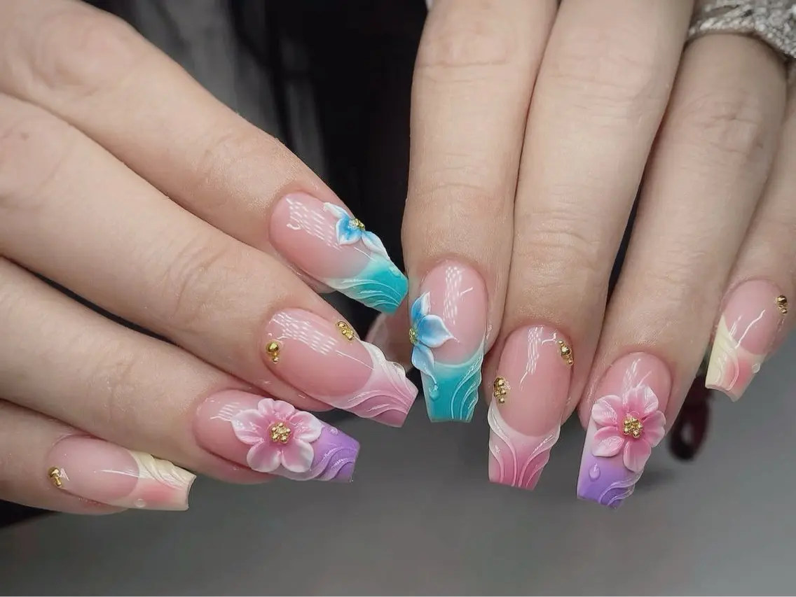 ネイル アートネイル 長さ出し グラデーション マグネットネイル 持ち込み Mi nailsのネイルデザイン