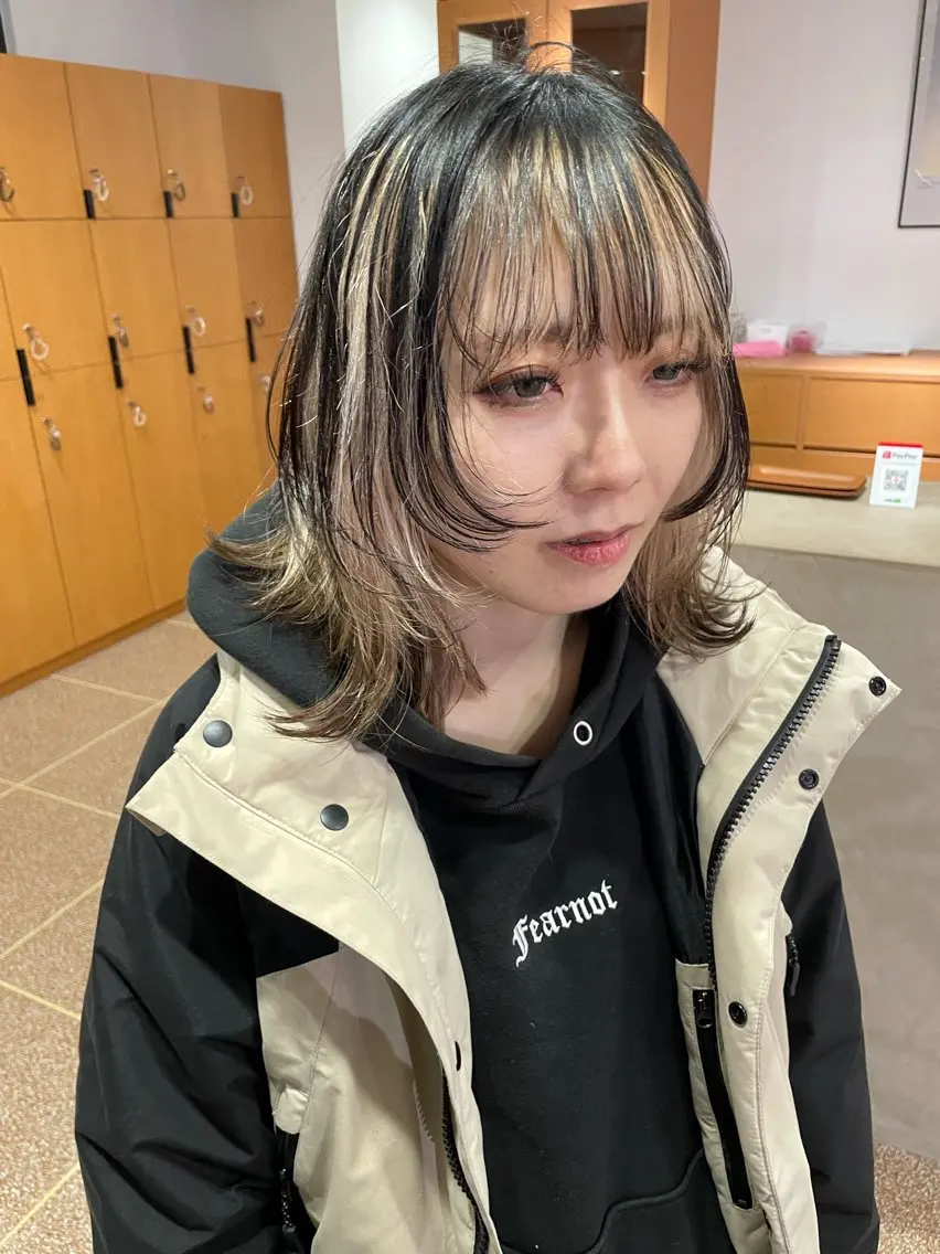 オシャレインナーカラー🌟💫ポイントブリーチ+全体カラー+1stepトリートメント🤍🖤の写真