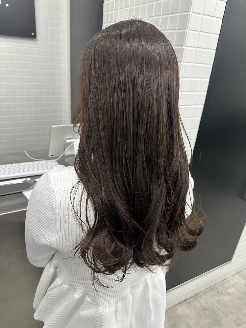 ロング カラー カット ヘアカラー トリートメント 古田 昂也のヘアスタイル