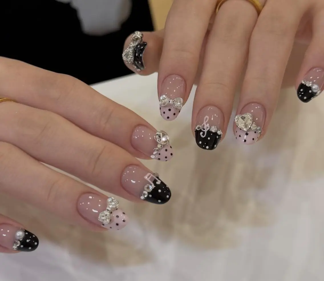 ネイル ハンドネイル エリ🫧 nail池袋東口のネイルデザイン
