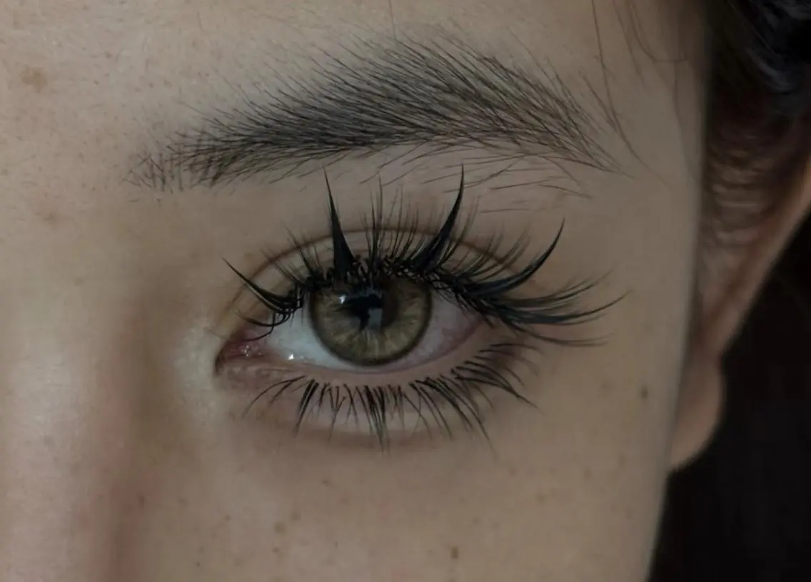 マツエク・マツパ フラットラッシュ 韓国風マツエク パリジェンヌラッシュリフト まつげパーマ 下まつげエクステ ミク🌼アイラッ シュ🍋漫画ワンホンのマツエク・マツパデザイン