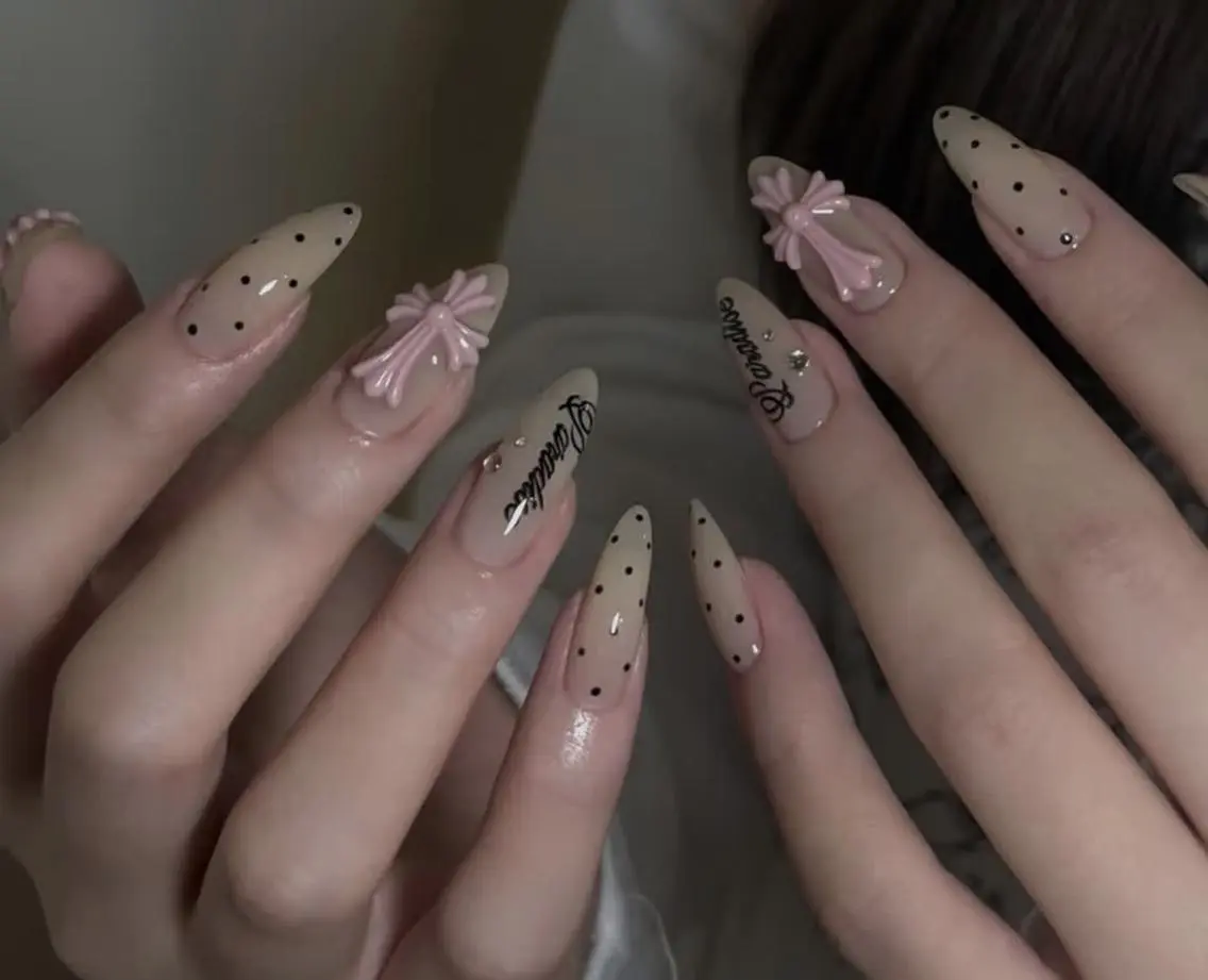 ネイル ハンドネイル 🎀 NaNa_nailのネイルデザイン