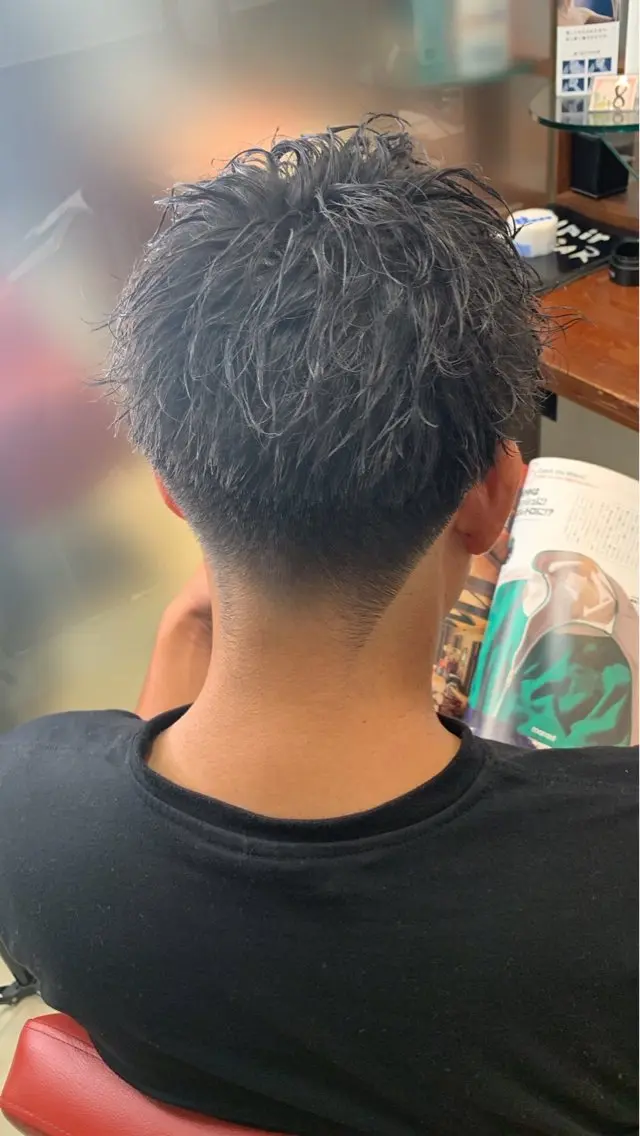 ショート メンズ 本島 大生のヘアスタイル