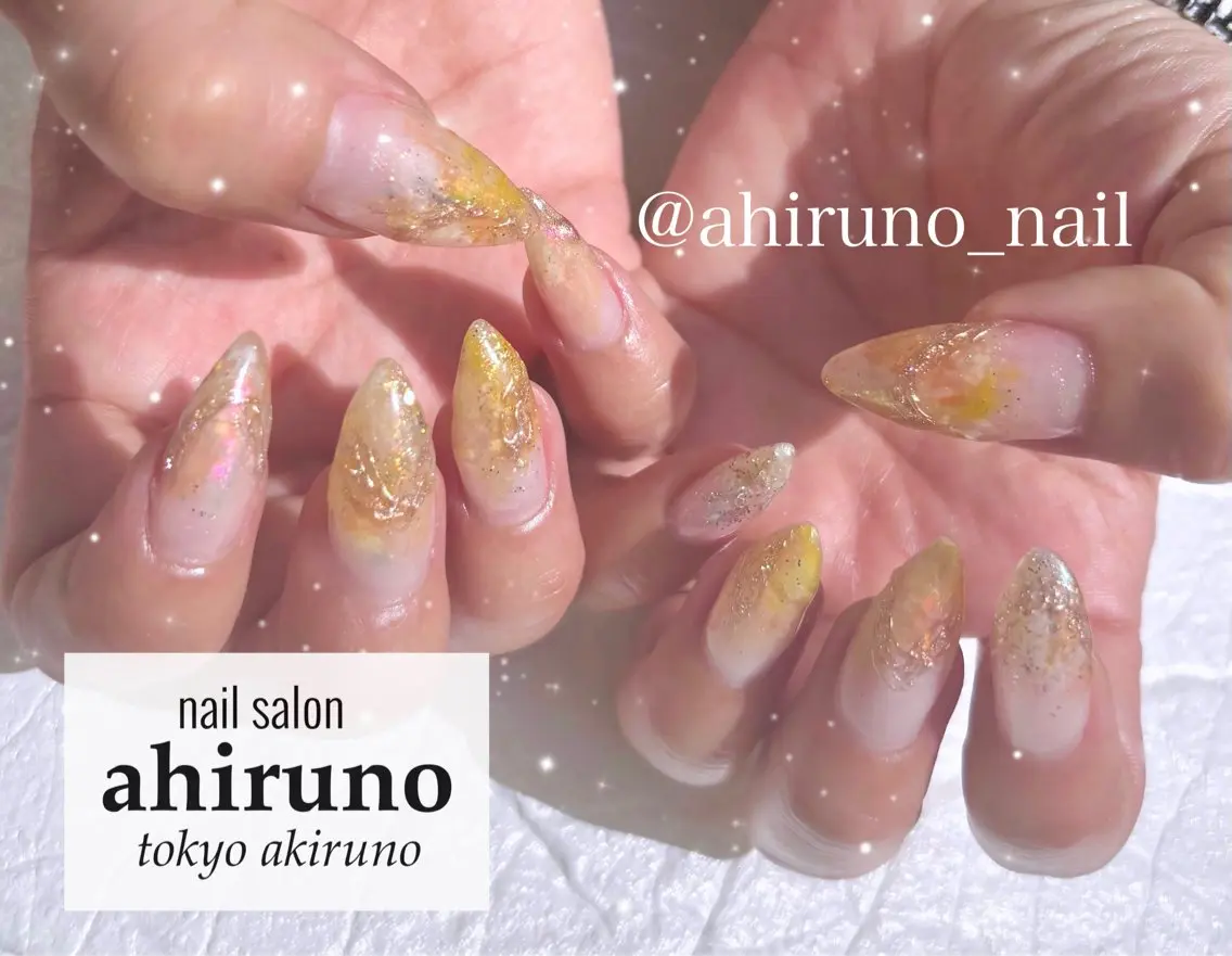 ネイル ラメ(グリッター) ミラーネイル ニュアンスネイル 春ネイル 黄色 ハンドネイル 東京あきる野市ネイル ✿ ｙｕiのネイルデザイン