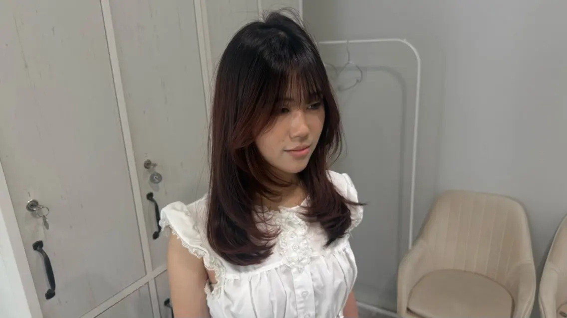 ミディアム カット ヘアカラー トリートメント piLLon sayuriのヘアスタイル