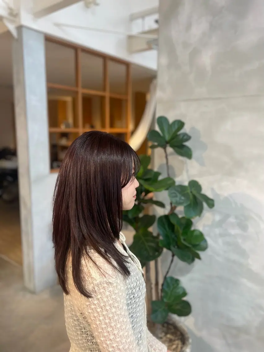 ロング カラー ヘアカラー トリートメント momoka 女性限定のヘアスタイル