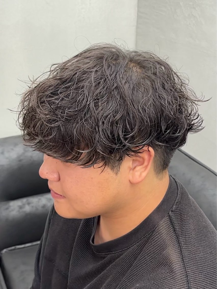 ミディアム カット パーマ メンズ特化LIBER 山口あこのヘアスタイル