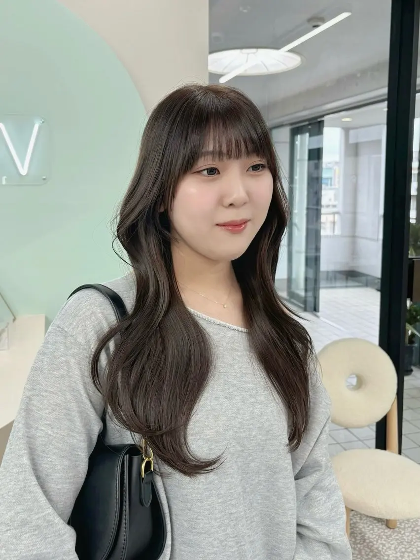 ロング カット ヘアカラー nanami IROW大名のヘアスタイル