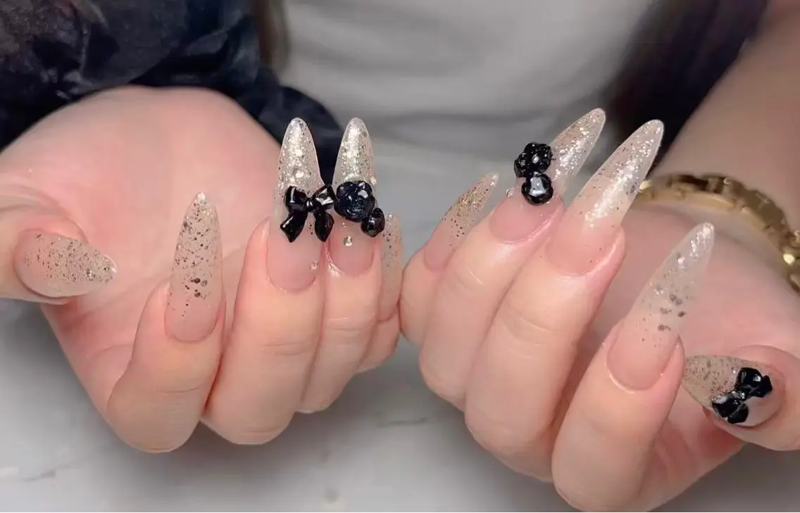 ネイル Mio AmorBeautyのネイルデザイン