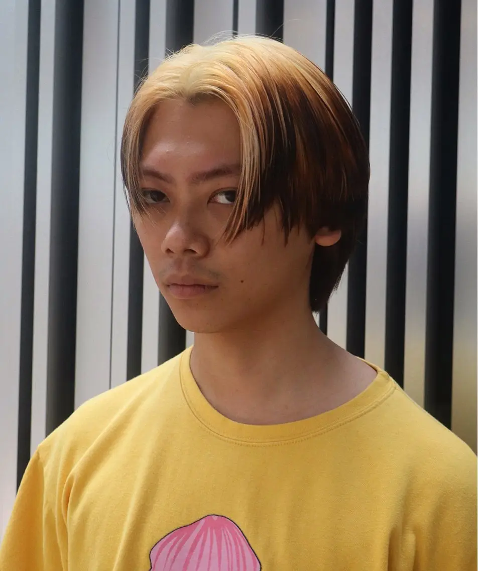 ショート メンズ レイヤー/ブリーチ iwamiya岩見谷のヘアスタイル
