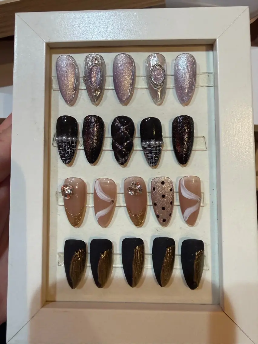 ネイル MOKUNail 痩身 小顔のネイルデザイン