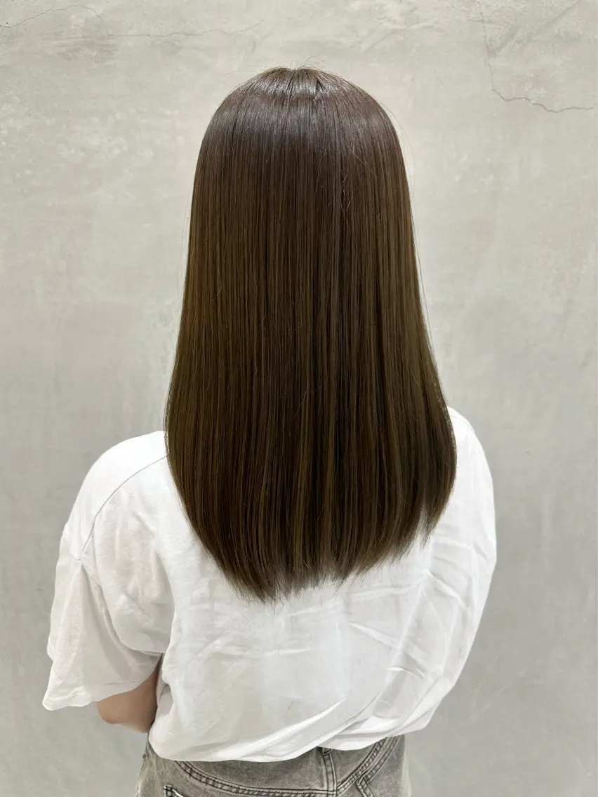 セミロング 石川 明音のヘアスタイル