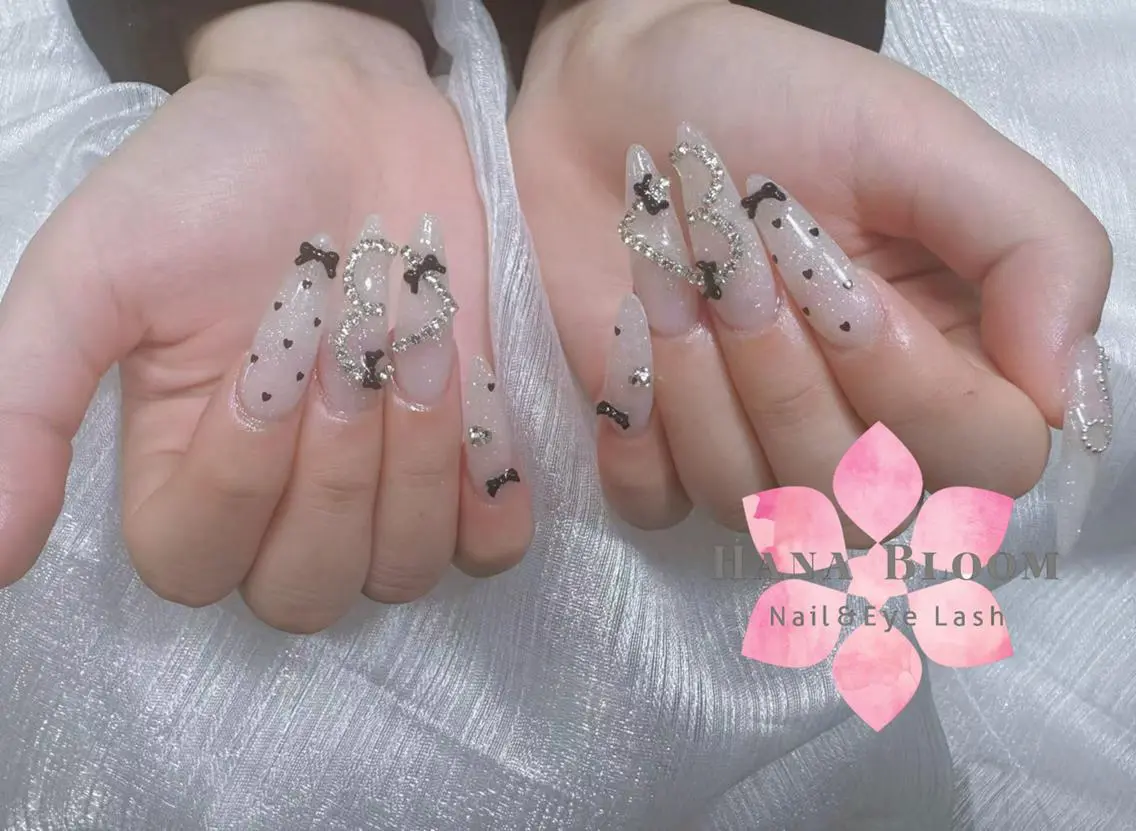 ネイル ハンドネイル ハンドケア HanaBloom 🩷ビンビンのネイルデザイン
