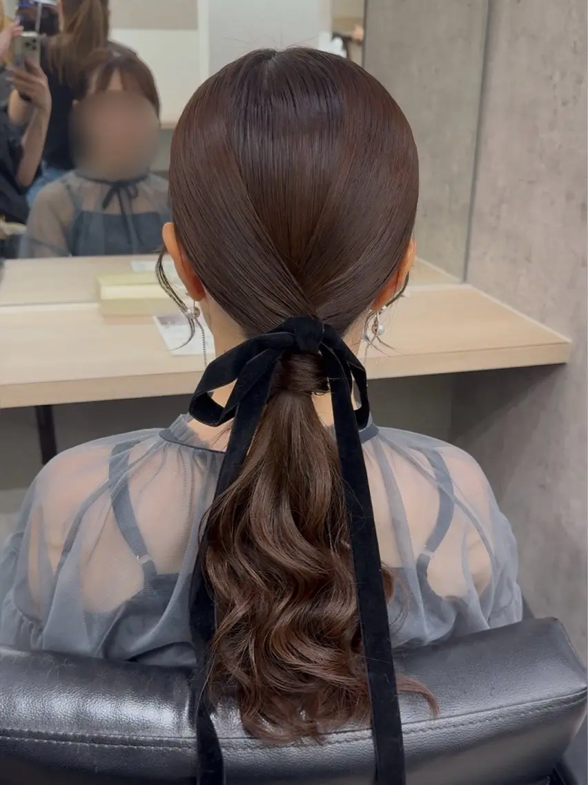 ヘアアレンジ 透明感/オリーブ ハイトーン×レイヤーのヘアスタイル