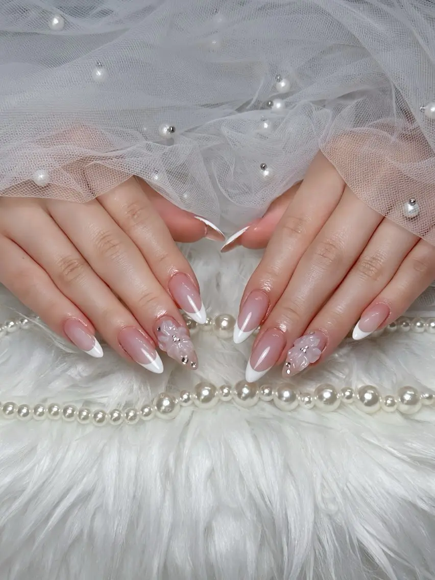 ネイル ジェルネイル 韓国ネイル シンプルネイル 夏ネイル ワンホンネイル ハンドネイル ハンドケア NEM nailstudioのネイルデザイン